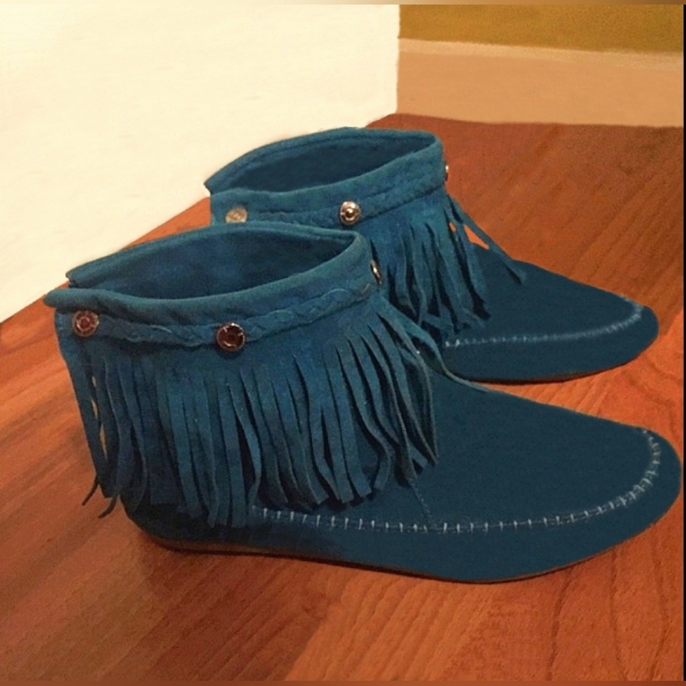 EUC Blueberry Suede Moccasin Boots (Nature Breeze) (10 Fit 9.5 )